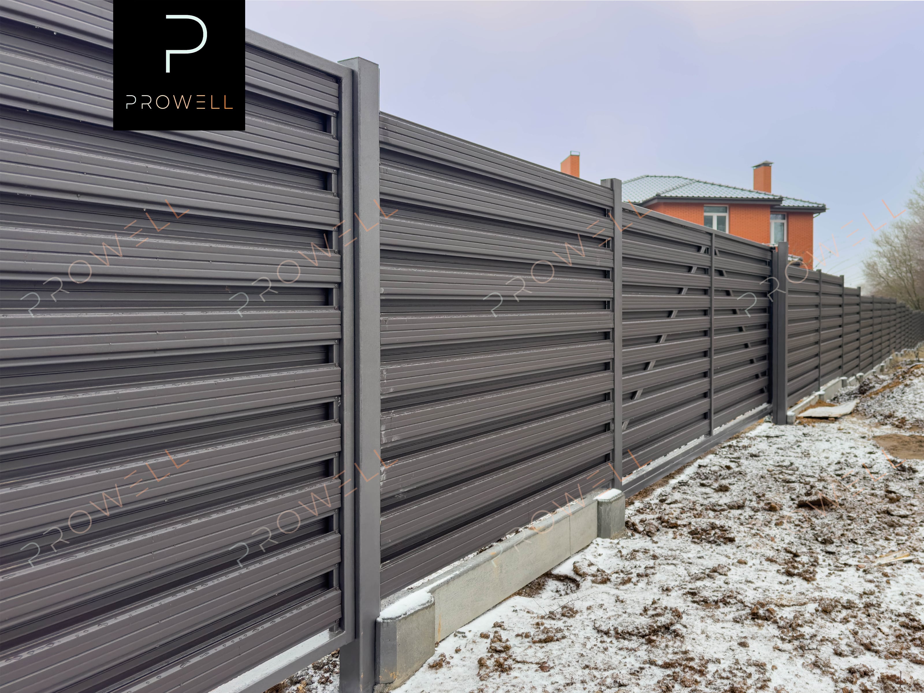 Забор РАНЧО из горизонтального штакетника "КЛАССИК 114 мм" RAl 8019 (серо-коричневый) МАТ"