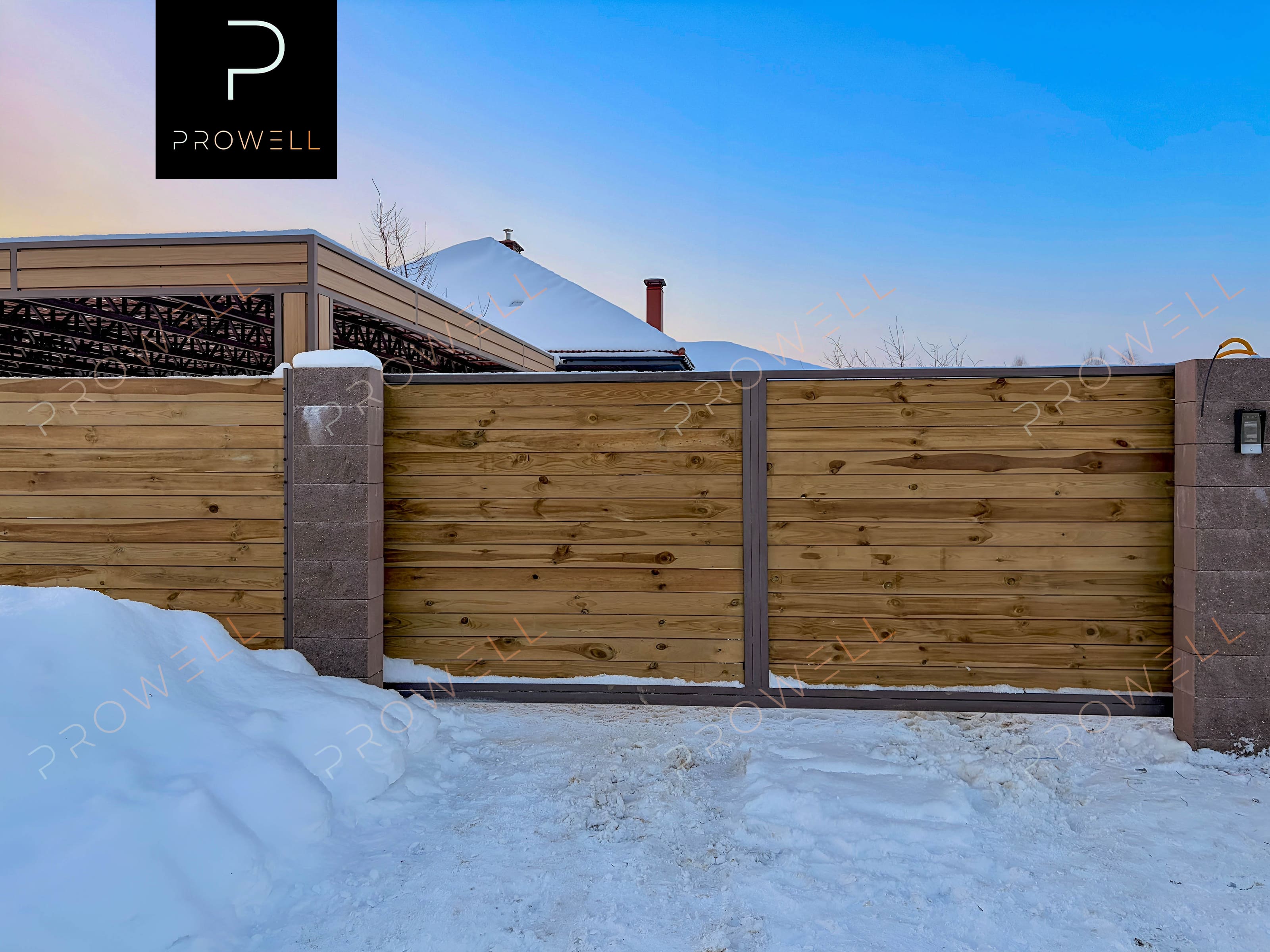 Горизонтальный забор из дерева: эстетика, надежность.