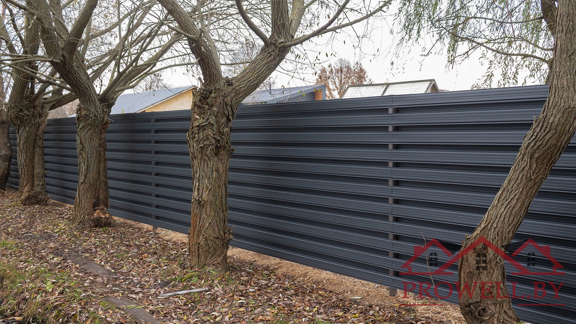 Забор РАНЧО из металлического штакетника 